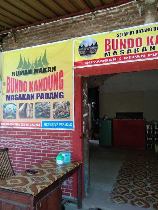 Rumah Makan Padang Bundo Kandung 6