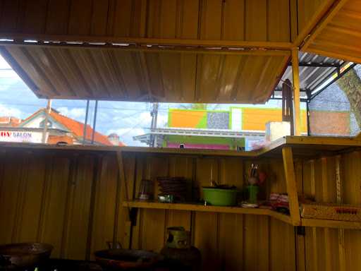 Warung Mboknip 9