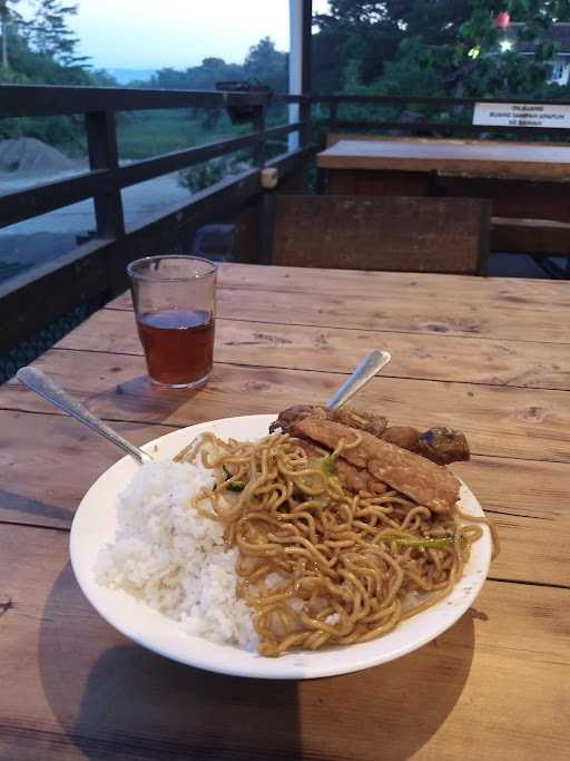 Watu Lumpang Resto 2