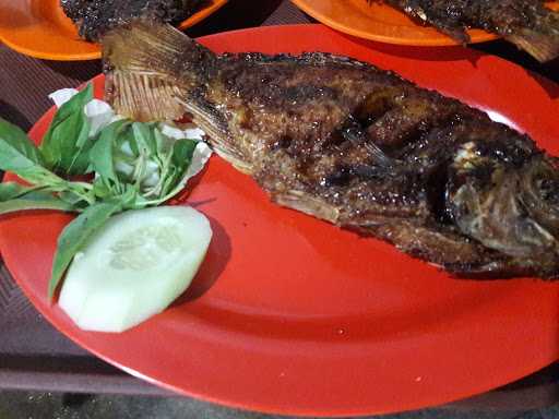 Ayam Goreng Hartini 6