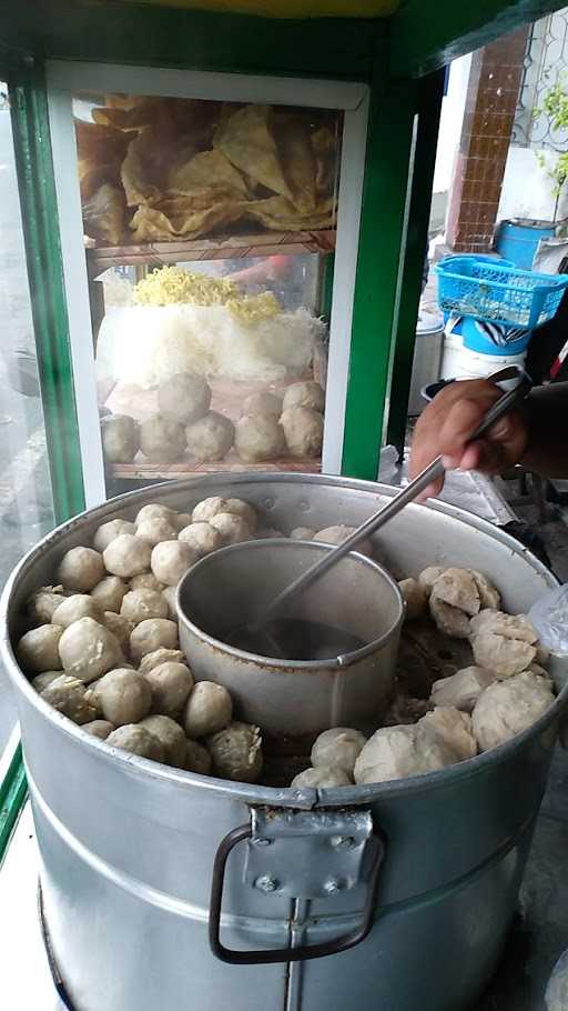 Bakso Urat & Soto Arema Malang Cak Eka 9