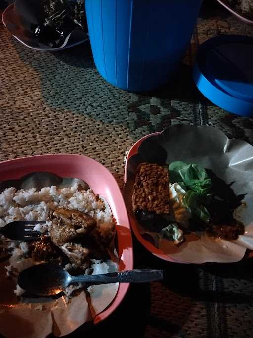 Lesehan Jodho Spesial Bumbu Rujak & Nasi Uduk 9