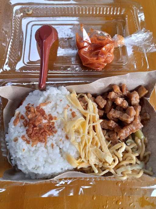 Nasi Uduk Dan Nasi Kuning Ibrahim 5