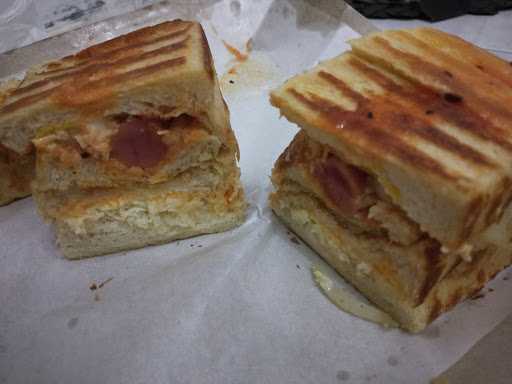 Roti Bakar  Si Toop  1