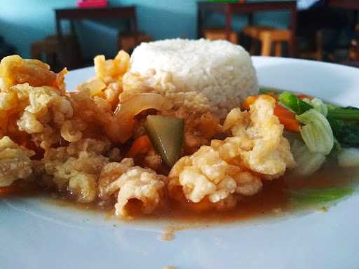 Seafood 99 Wonocatur (Belakang Jec) 9