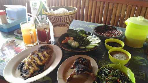 Rumah Makan Cobek Beti Lesehan Cipadung 1