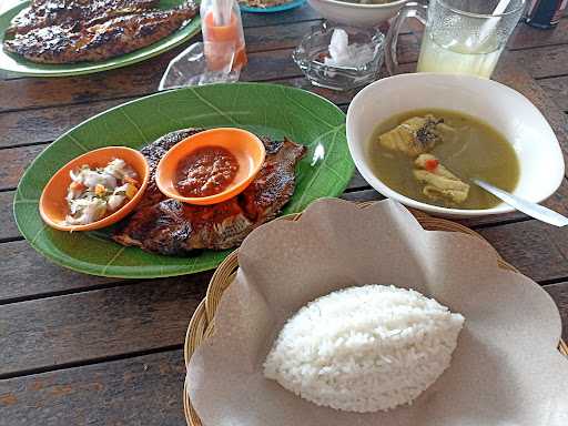 Warung Ikan Bakar Xenia 2