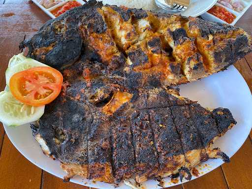 Warung Makan Ikan Yogasari Segara 7