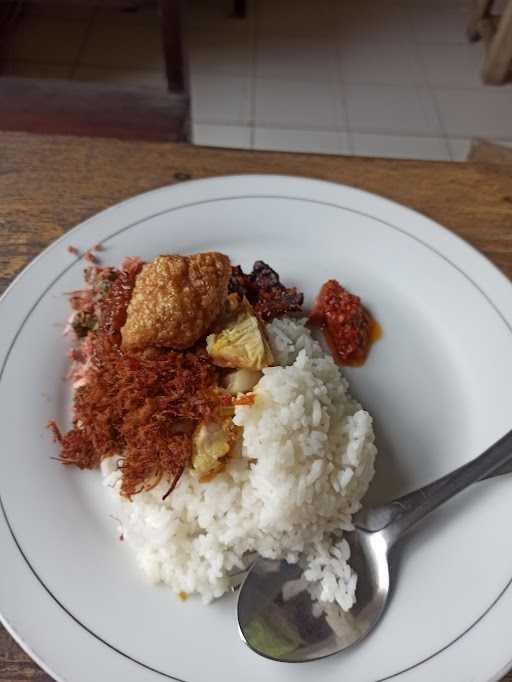 Warung Nasi Sai Mai 4