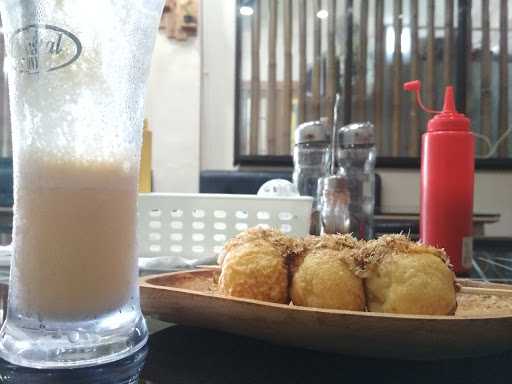 Rabenshi Cafe - Karang Anyar 1 3