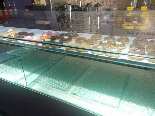 S.Co Coffee & Donuts 2