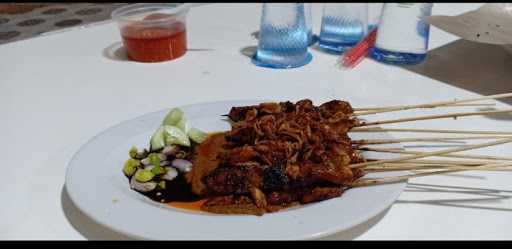 Sate Gaul Family 1