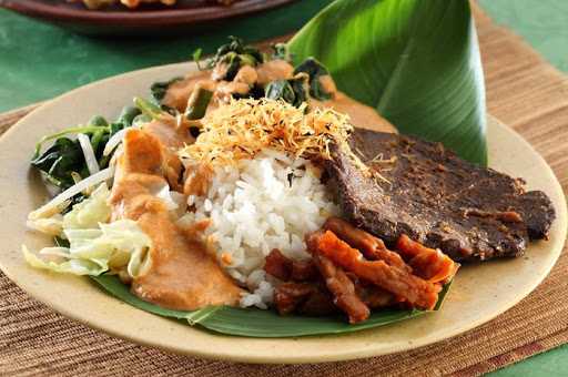 Warung Pecel Madiun 10