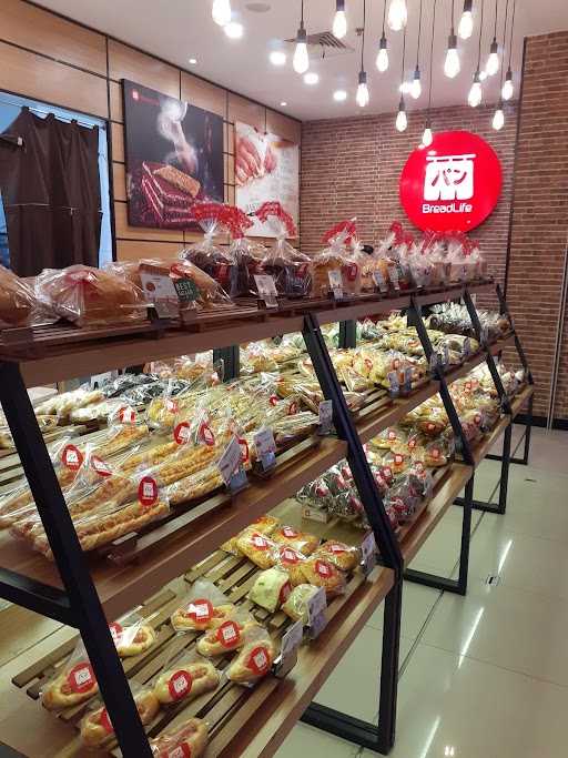 Breadlife Qmall 2