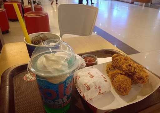 KFC - Q Mall Banjarmasin 4