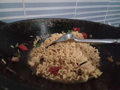 Bakso & Mie Ayam Artomoro 7