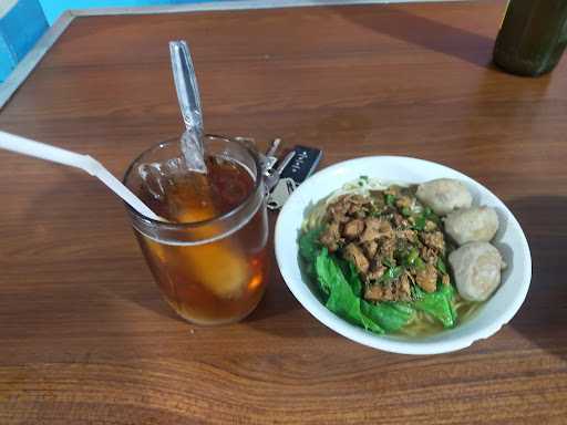 Depot Bakso Dan Mie Ayam Subur Group 7