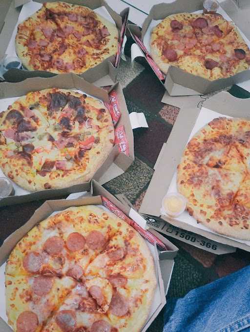 Domino'S Pizza 7