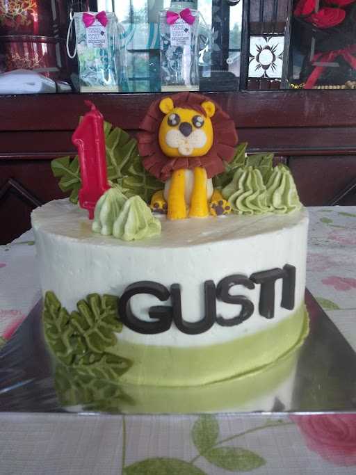 Rudy'S Cake 6