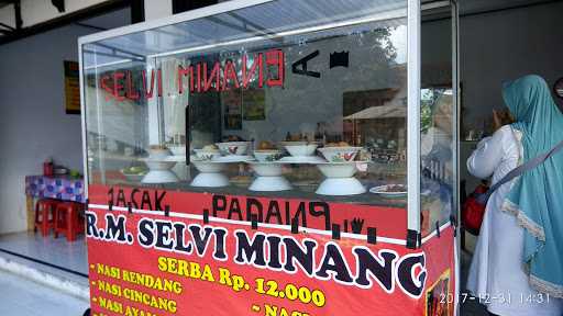 Rm. Selvi Minang 2