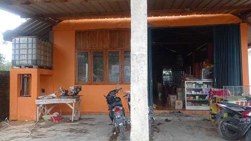 Rumah Makan & Telor Asin Ibu Urip 10