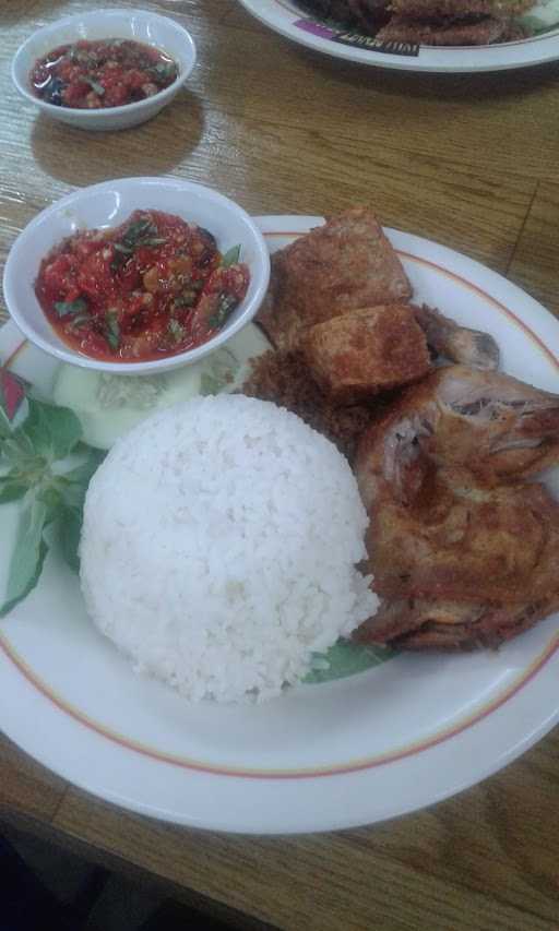 Cahaya Minang Restaurant 4