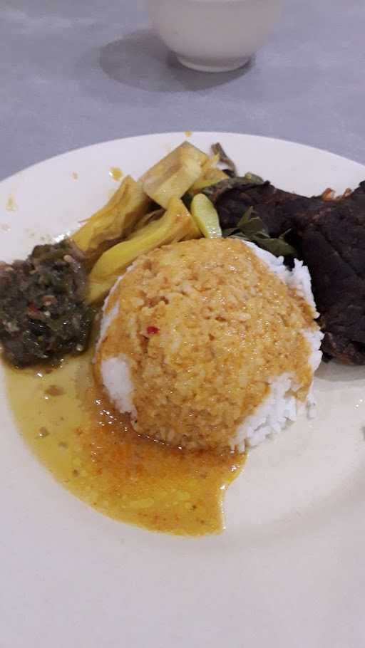 Cahaya Minang Restaurant 1