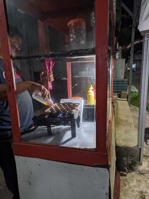 Ading Takoyaki Banjar Indah 8