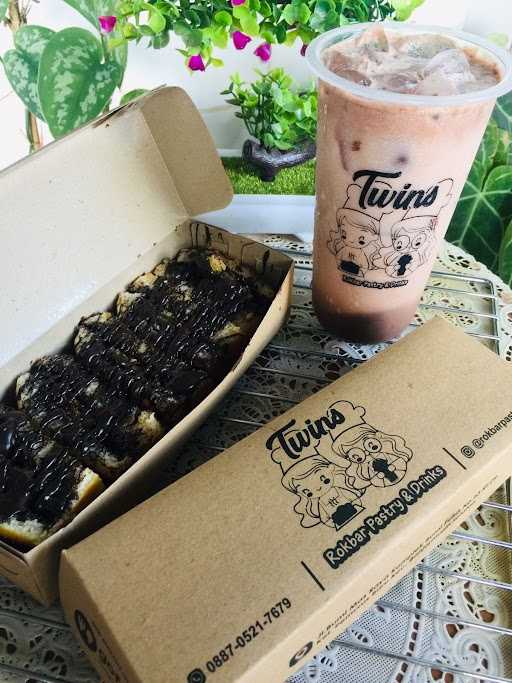 Twins Roti Bakar Pastry & Drinks 1