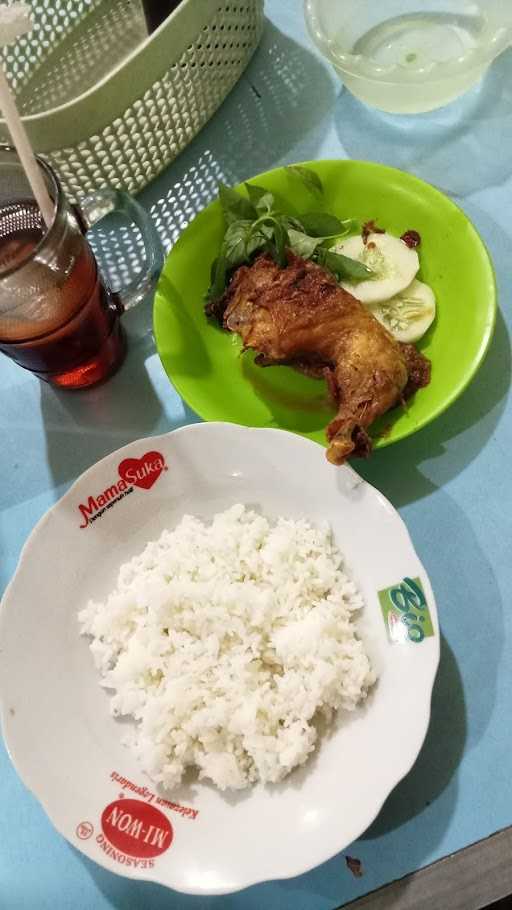 Warung Makan Amalia 10