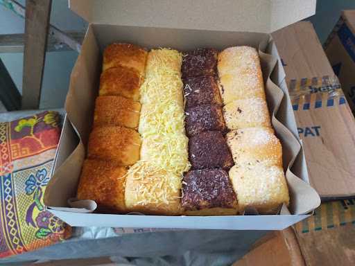 Pondok Indah Bakery Al-Husna 2