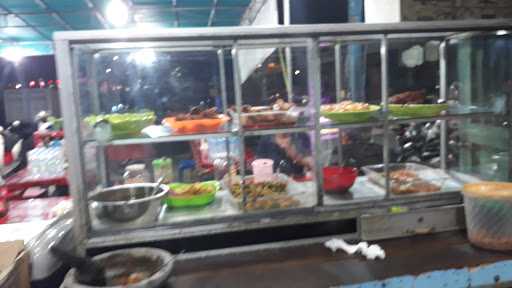 Warung Ibu Norma 3