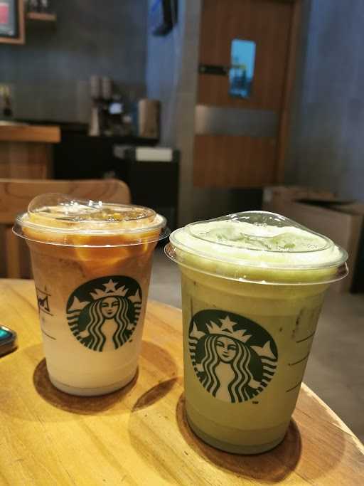 Starbucks Lambung Mangkurat 10
