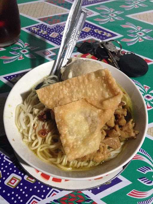 Nasi Kuning Dan Lontong 7