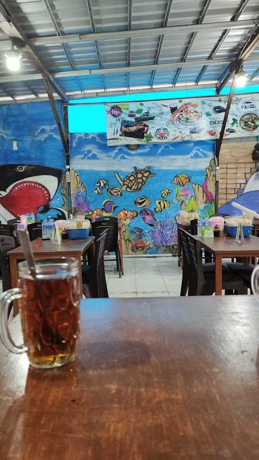 Pondok Seafood 88 3