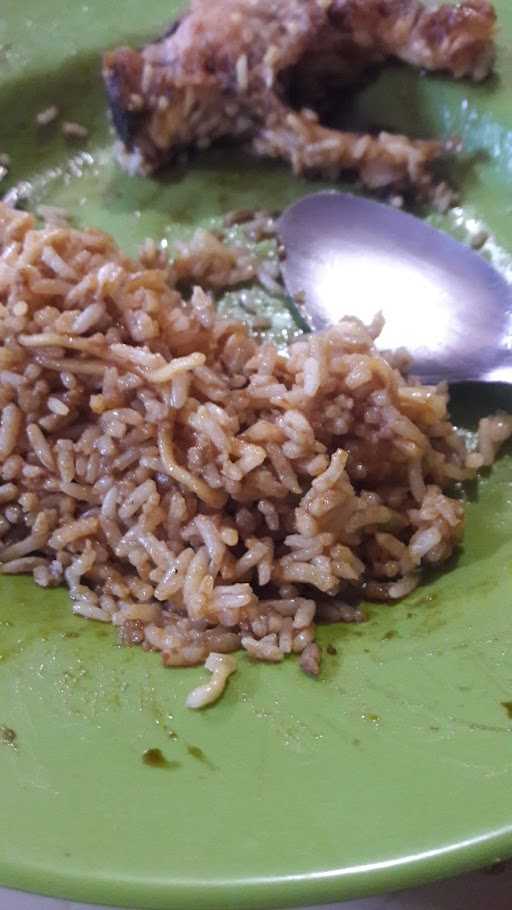 Warung Makan Pindahan Depan Tempekong 3