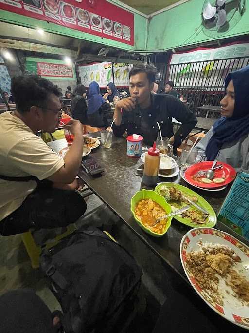 Warung Mjb 99 Spesial Seafood 10