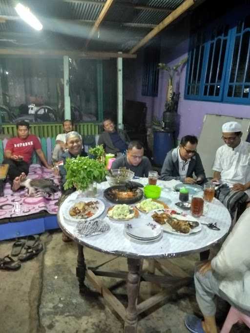 Warung Mama Kiki 6