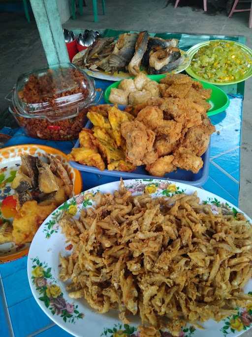 Warung Mama Kiki 3