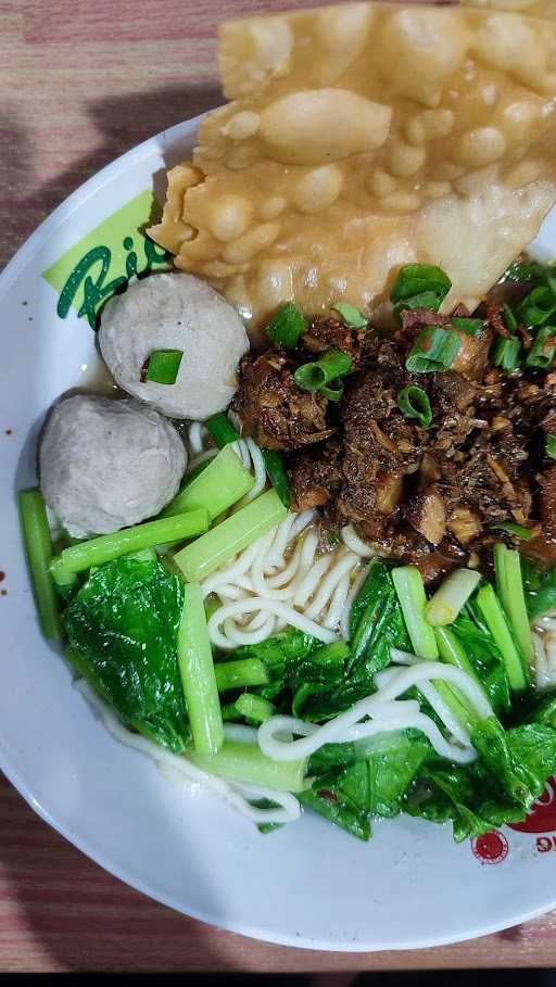 Bakso & Mie Ayam Pentolan 7