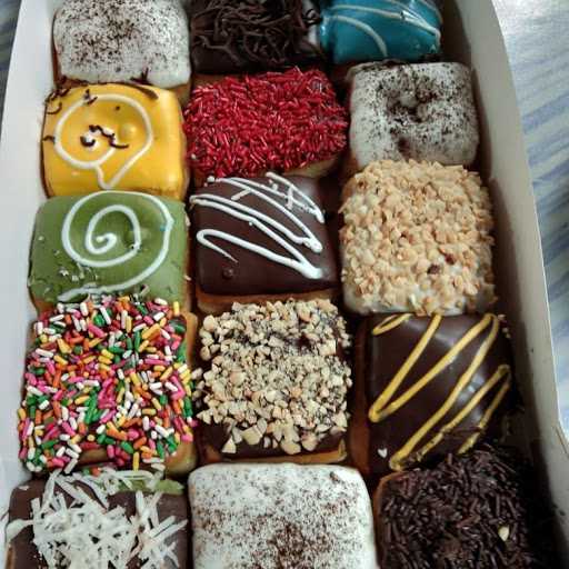 Mutiara Donuts Pengambangan 1