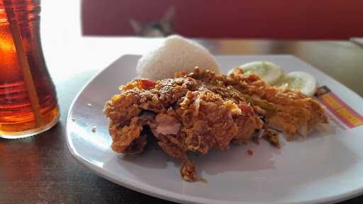 Rocket Chicken Mahligai 8