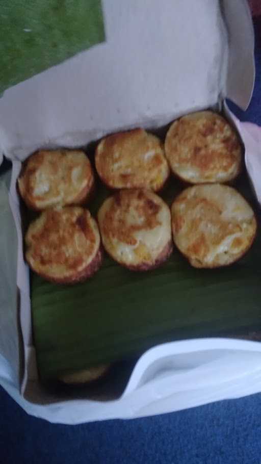 Roti Pisang Cemara 1