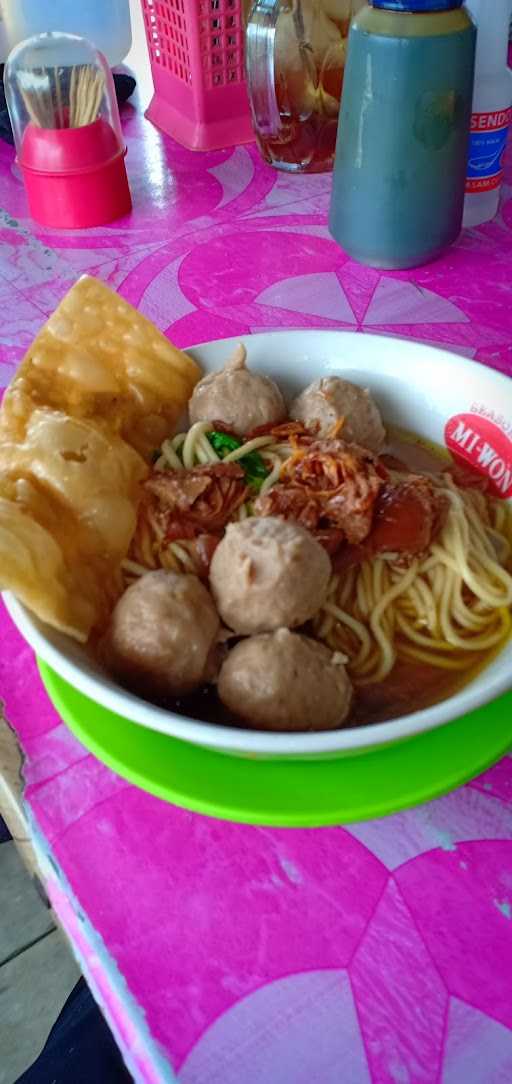 Bakso Naila Wono Giri 8