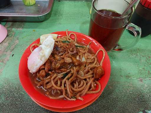 Warung Barabai Mama Nisa 4