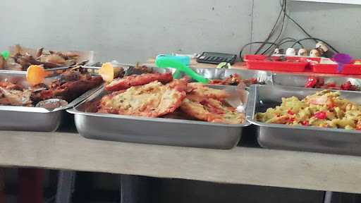 Warung Makan Mama Aldo 5