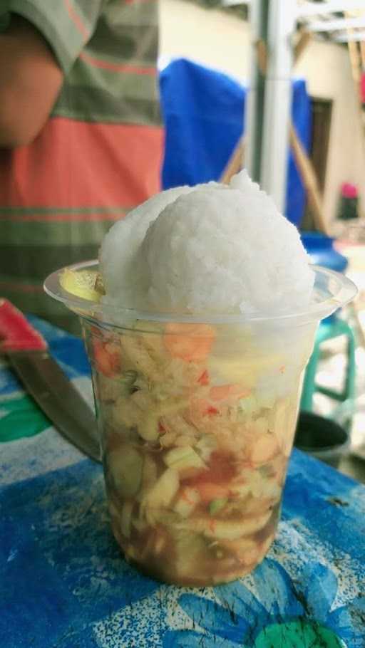 Rujak Es Krim Idola 8