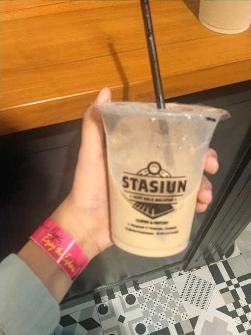 Stasiun Kopi Balapan 7