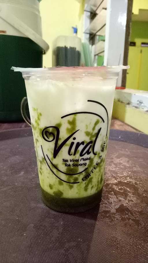 Viral Coffee & Mie 7