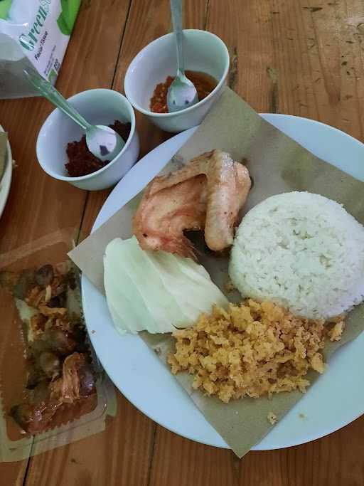 Ayam Goreng & Bakar Bu Tum 4